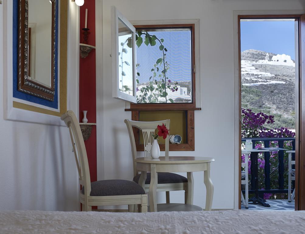 Polikandia Hotel Folégandros Exterior foto