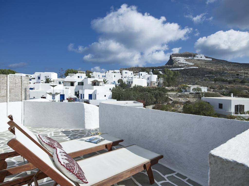 Polikandia Hotel Folégandros Exterior foto