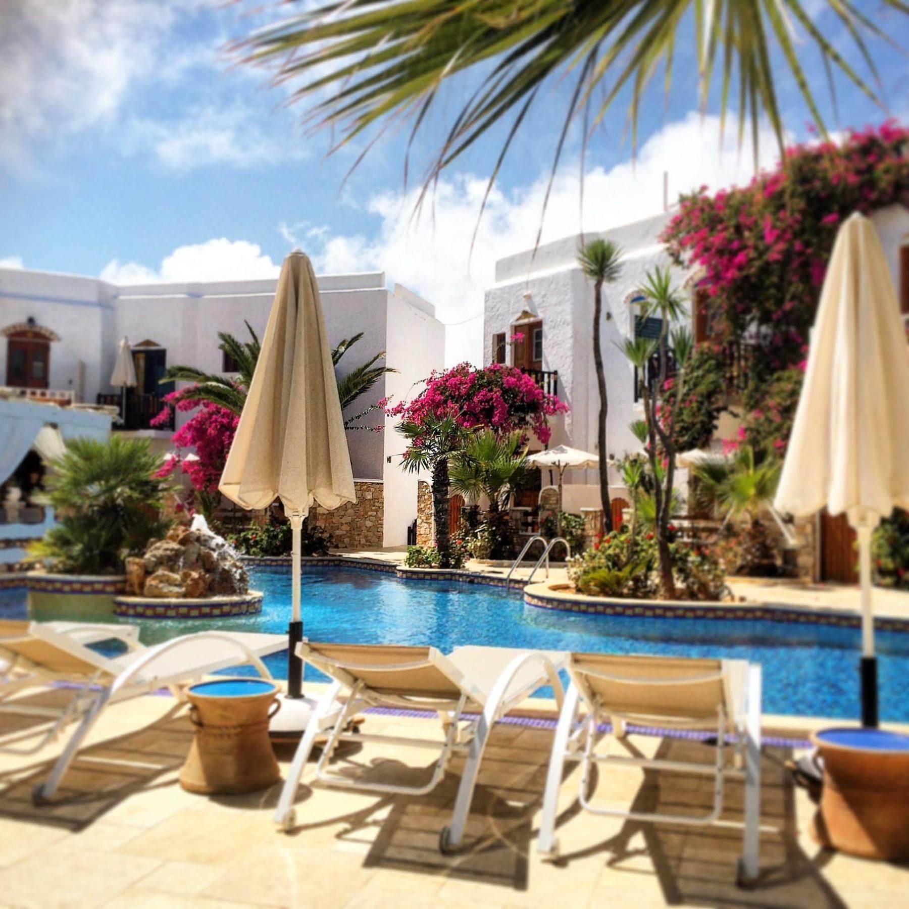 Polikandia Hotel Folégandros Exterior foto